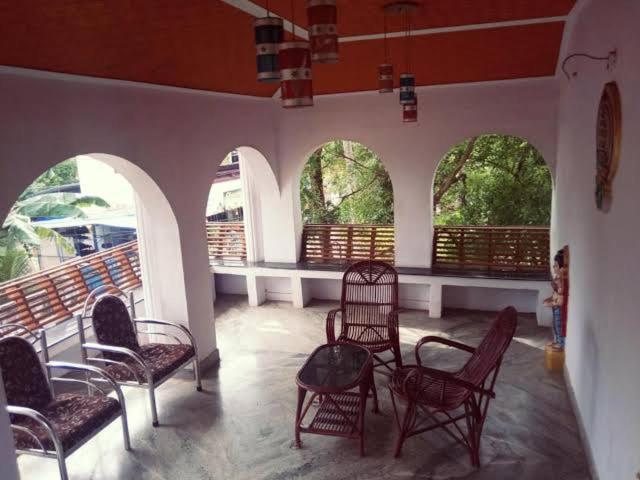 Hosteller'S Varkala Exterior photo